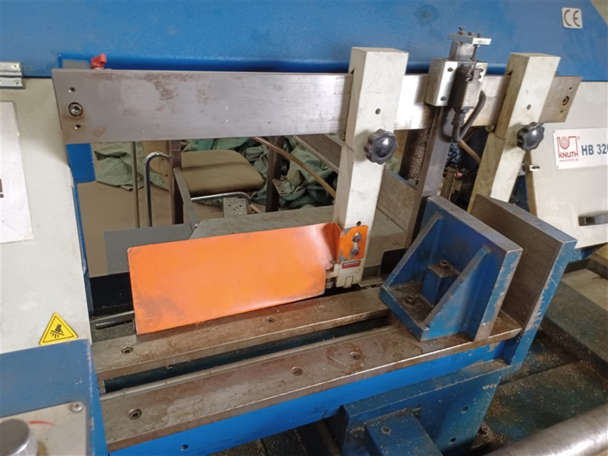 Dobrze utrzymany sprzęt warsztatowy i maszyny dawnej firmy Hülsenbusch Apparatebau-2