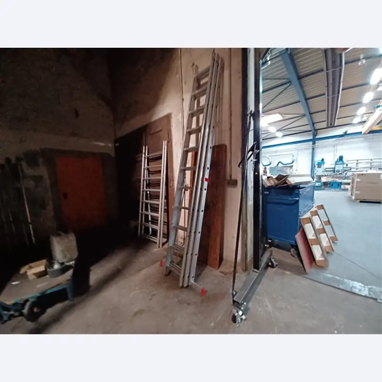 un équipement d'atelier bien entretenu ainsi que des machines de la société Hülsenbusch Apparatebau-3