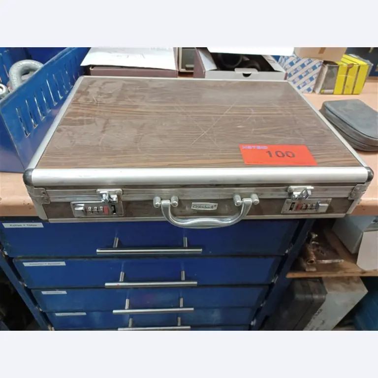 Goed onderhouden werkplaatsapparatuur en machines van het voormalige bedrijf Hülsenbusch Apparatebau-2