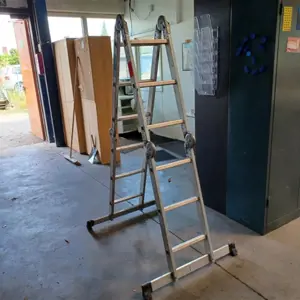 1 Posten Anstellleitern Div.