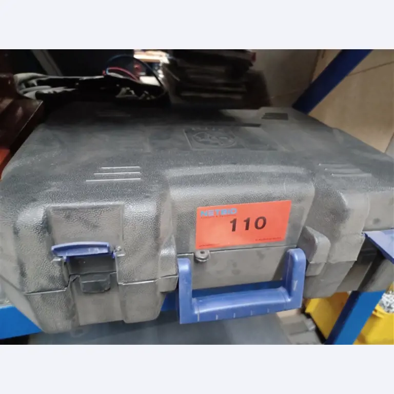 Dobrze utrzymany sprzęt warsztatowy i maszyny dawnej firmy Hülsenbusch Apparatebau-2