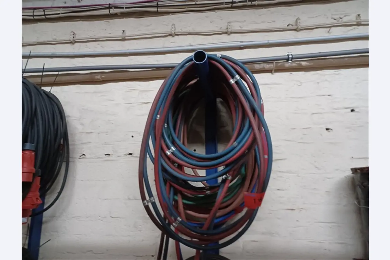 Gepflegte Werkstattausstattung sowie Maschinen der ehem. Firma Hülsenbusch Apparatebau-3