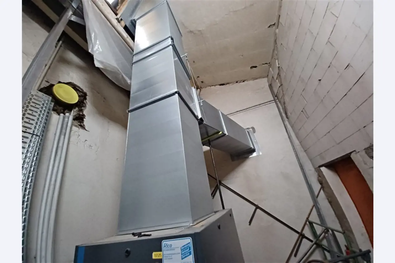 Gepflegte Werkstattausstattung sowie Maschinen der ehem. Firma Hülsenbusch Apparatebau-9