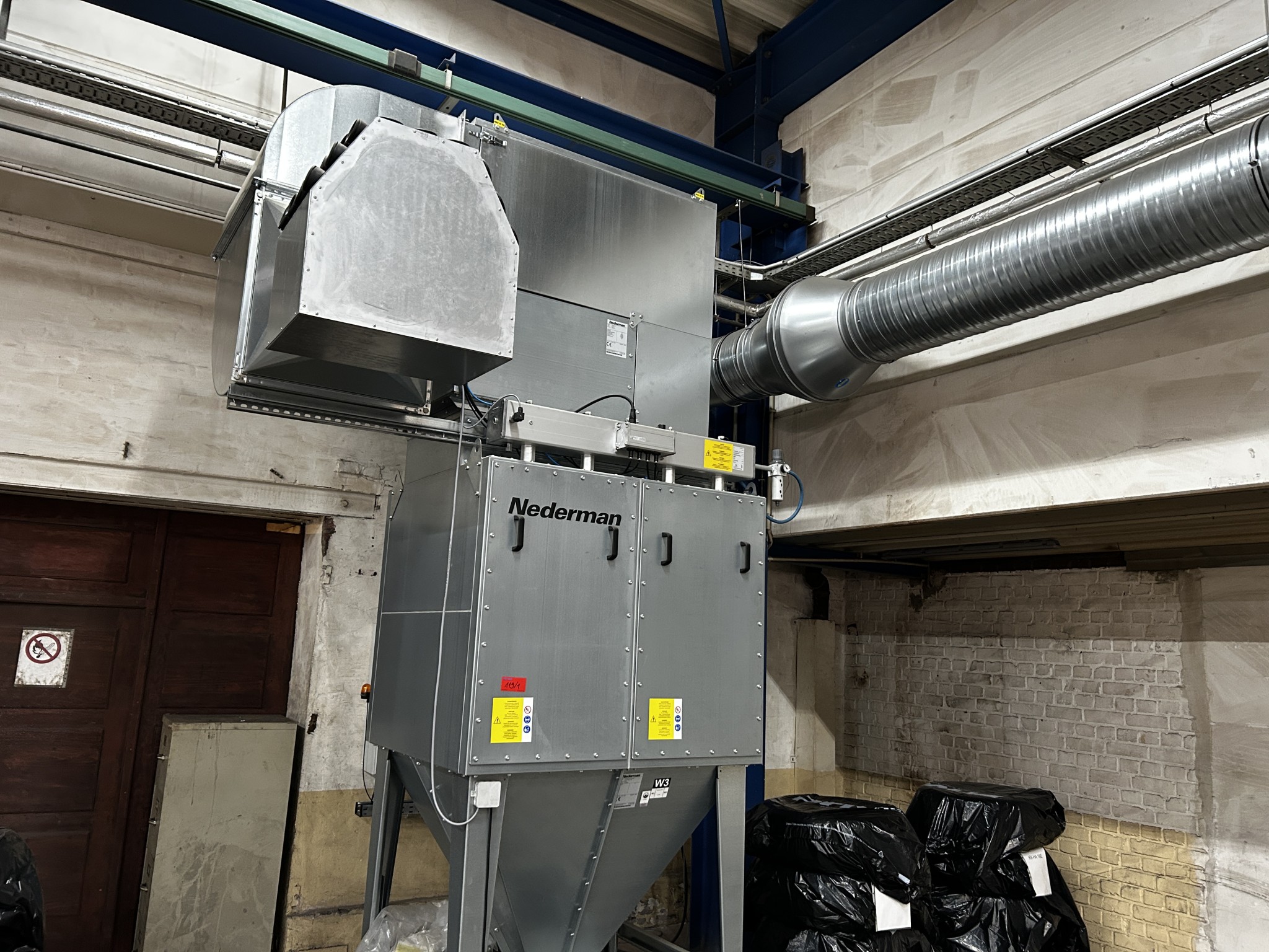 Máquinas e equipamentos de oficina bem conservados da antiga empresa Hülsenbusch Apparatebau-1