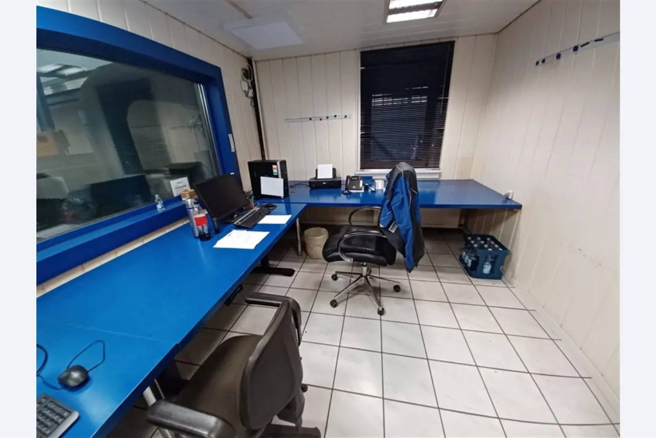 gepflegte Werkstattausstattung sowie Maschinen der ehem. Firma Hülsenbusch Apparatebau-22