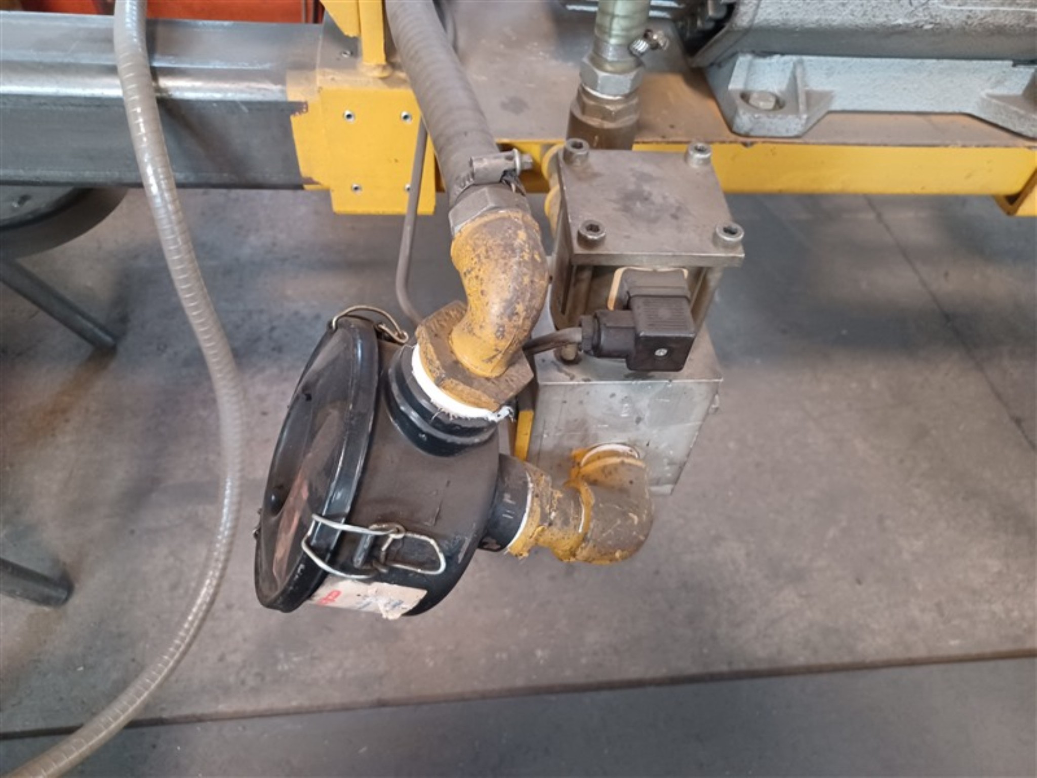 Máquinas e equipamentos de oficina bem conservados da antiga empresa Hülsenbusch Apparatebau-4