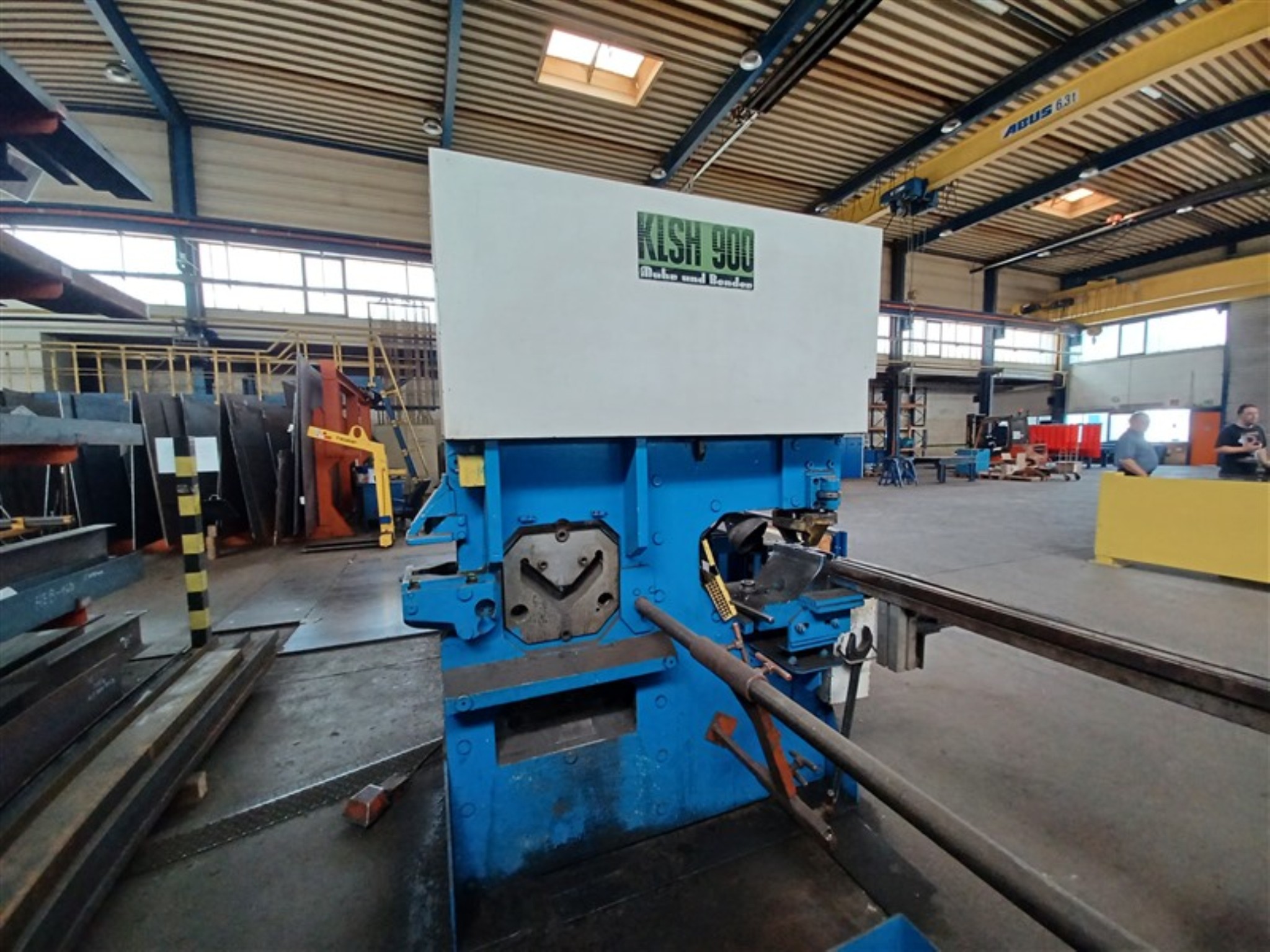 Equipos y máquinas de taller en buen estado de la antigua empresa Hülsenbusch Apparatebau-1