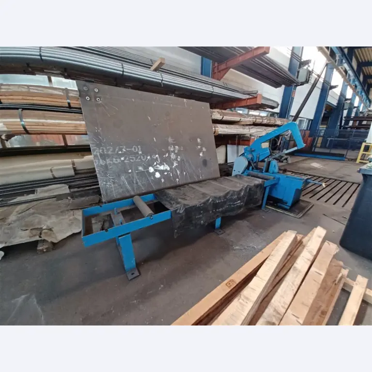 Goed onderhouden werkplaatsapparatuur en machines van het voormalige bedrijf Hülsenbusch Apparatebau-4