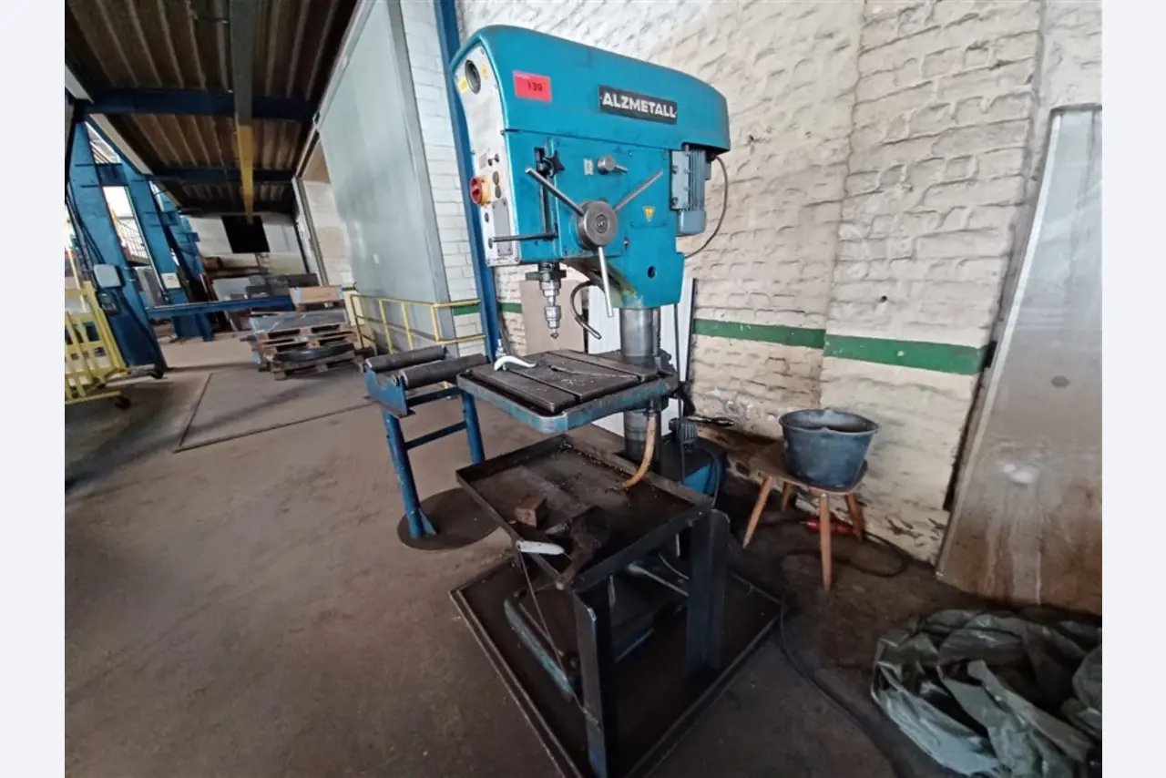 Gepflegte Werkstattausstattung sowie Maschinen der ehem. Firma Hülsenbusch Apparatebau-5