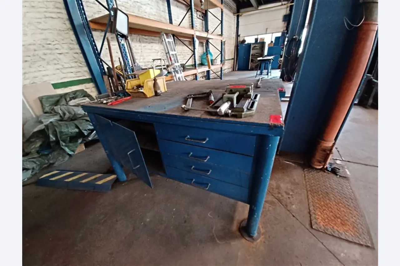 Gepflegte Werkstattausstattung sowie Maschinen der ehem. Firma Hülsenbusch Apparatebau-9