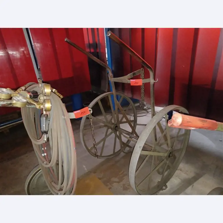 Well-maintained workshop equipment and machines from fmr. Hülsenbusch Apparatebau-6