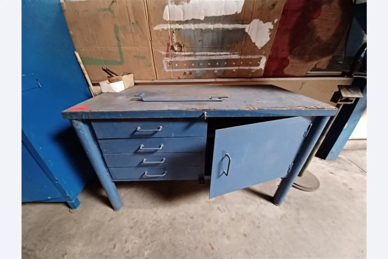 Well-maintained workshop equipment and machines from fmr. Hülsenbusch Apparatebau-2