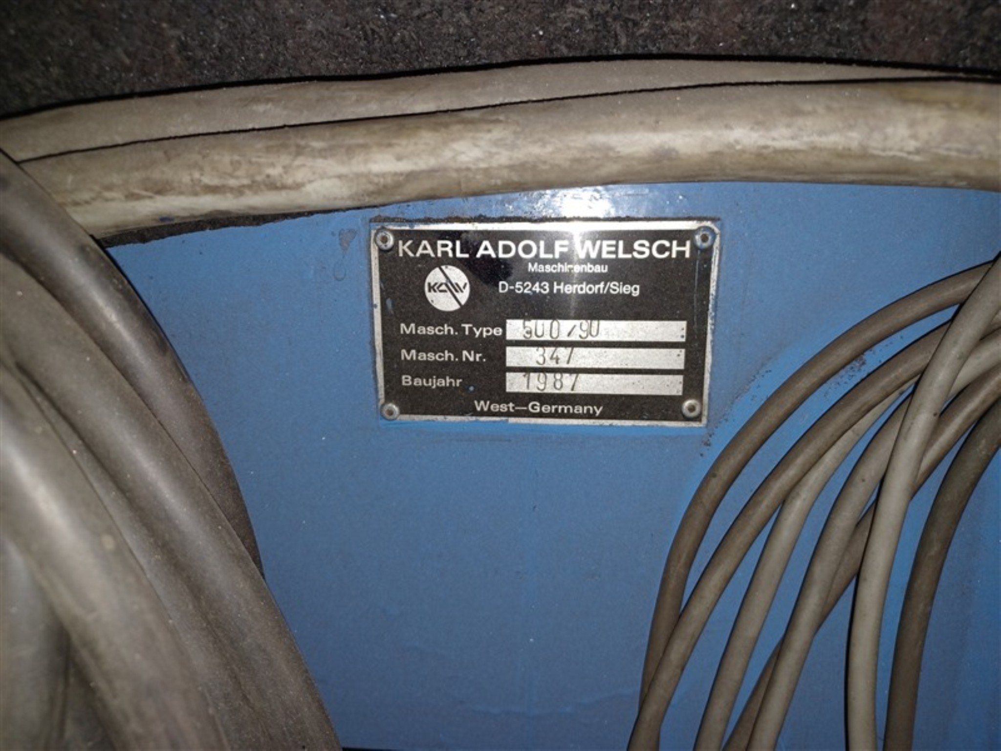 Dobrze utrzymany sprzęt warsztatowy i maszyny dawnej firmy Hülsenbusch Apparatebau-3