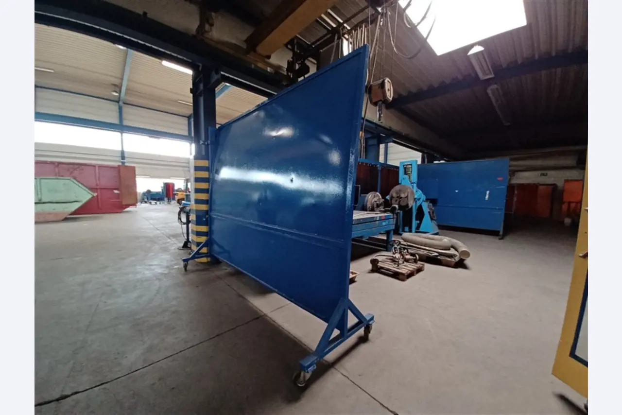 Well-maintained workshop equipment and machines from fmr. Hülsenbusch Apparatebau-8