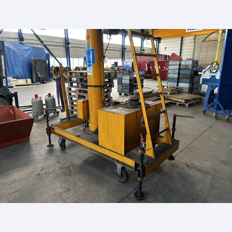 Equipos y máquinas de taller en buen estado de la antigua empresa Hülsenbusch Apparatebau-3