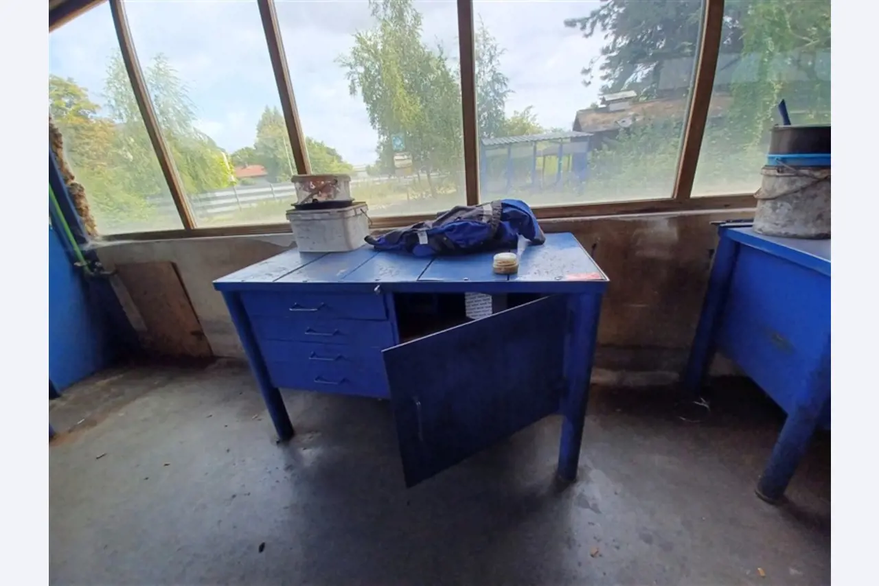 Well-maintained workshop equipment and machines from fmr. Hülsenbusch Apparatebau-4