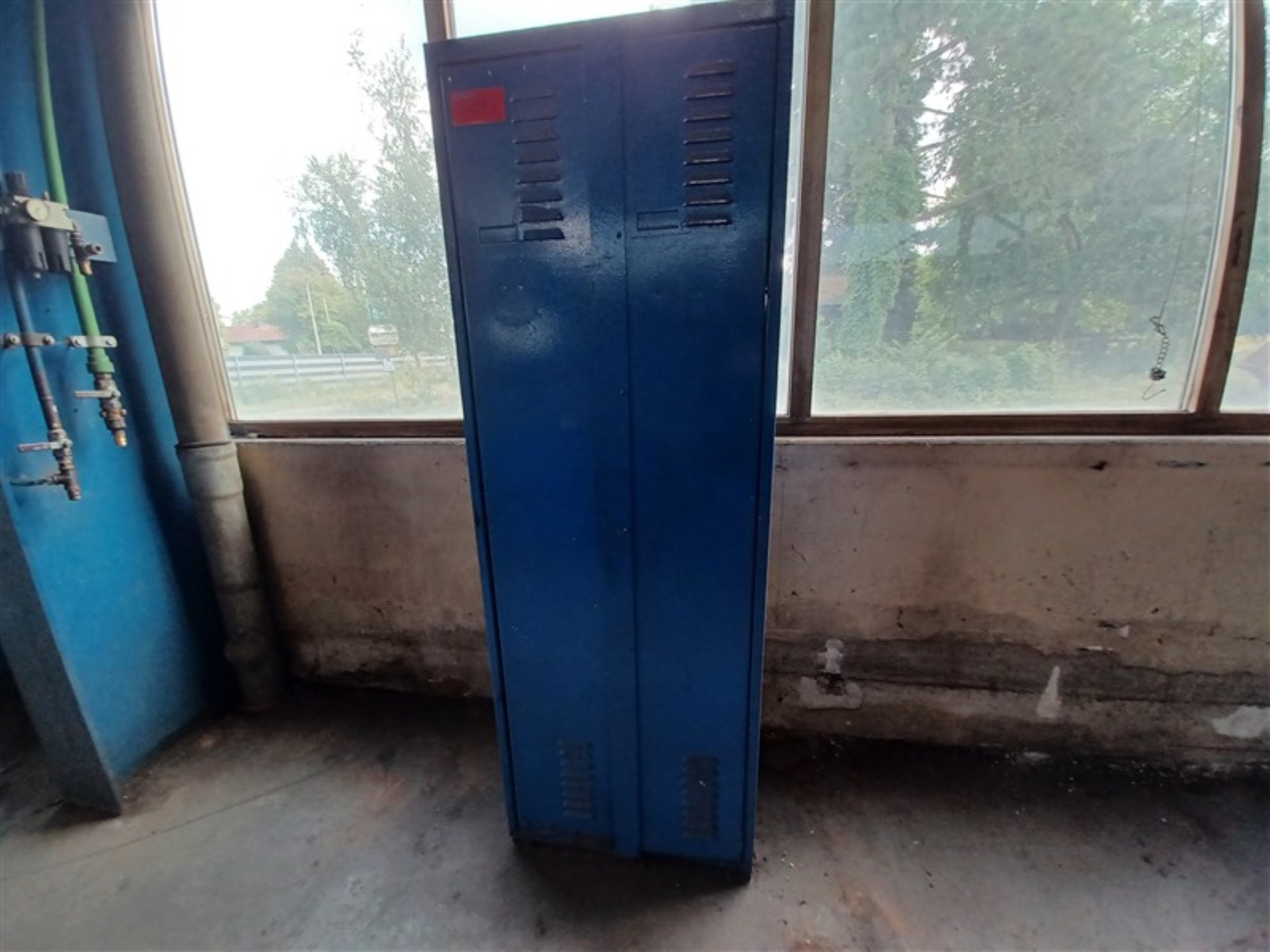 Dobře udržované dílenské vybavení a stroje z bývalé firmy Hülsenbusch Apparatebau.-4