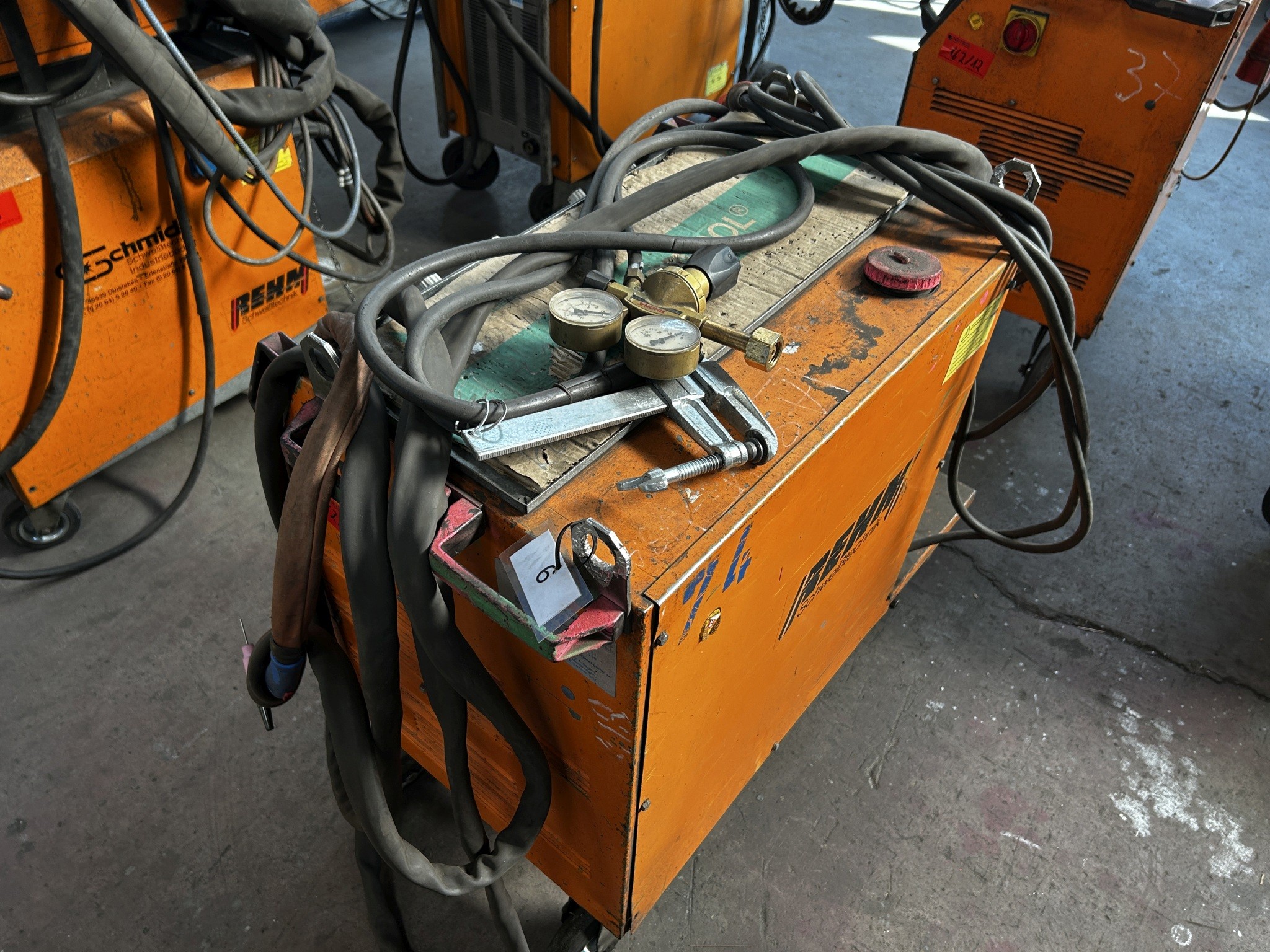 Equipement d'atelier bien entretenu et machines de l'ancienne société Hülsenbusch Apparatebau-7