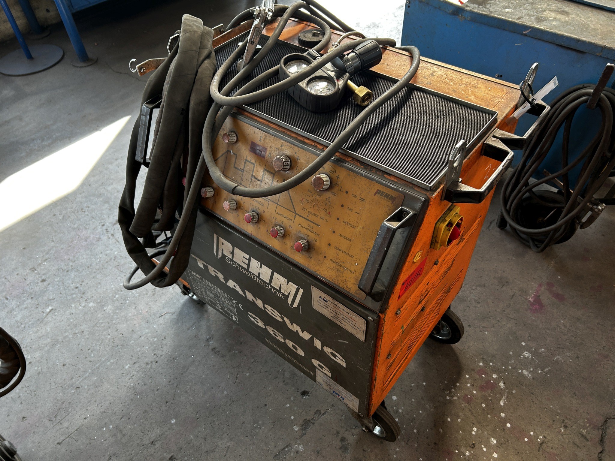 Máquinas e equipamentos de oficina bem conservados da antiga empresa Hülsenbusch Apparatebau-1