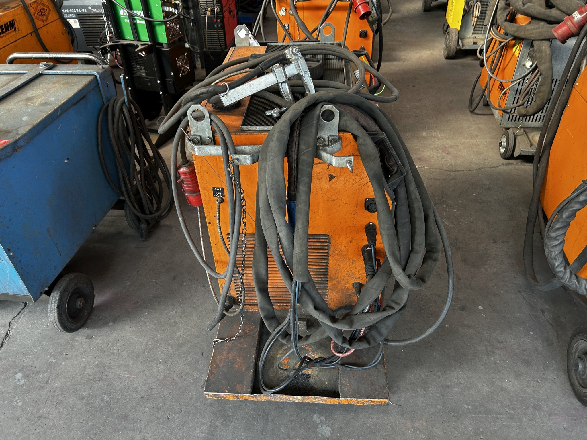 Máquinas e equipamentos de oficina bem conservados da antiga empresa Hülsenbusch Apparatebau-5