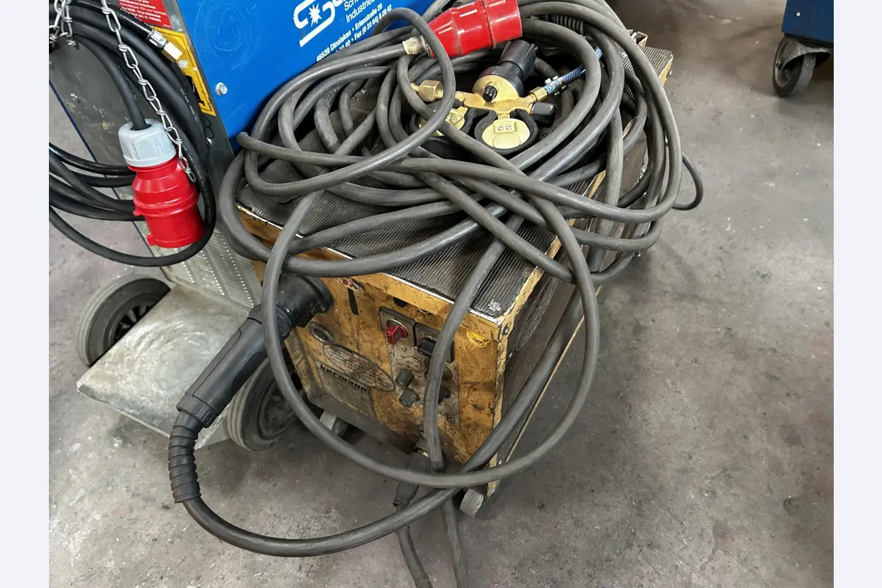 Well-maintained workshop equipment and machines from fmr. Hülsenbusch Apparatebau-4