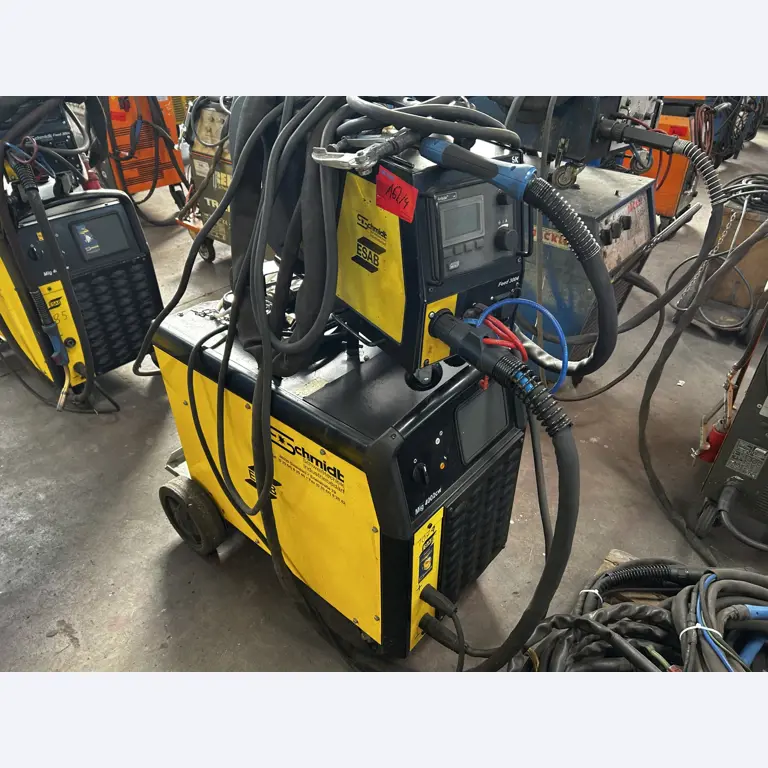 Goed onderhouden werkplaatsapparatuur en machines van het voormalige bedrijf Hülsenbusch Apparatebau-1