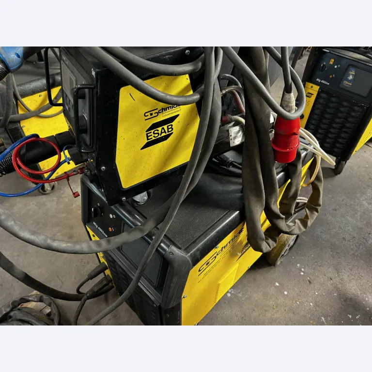 Goed onderhouden werkplaatsapparatuur en machines van het voormalige bedrijf Hülsenbusch Apparatebau-6