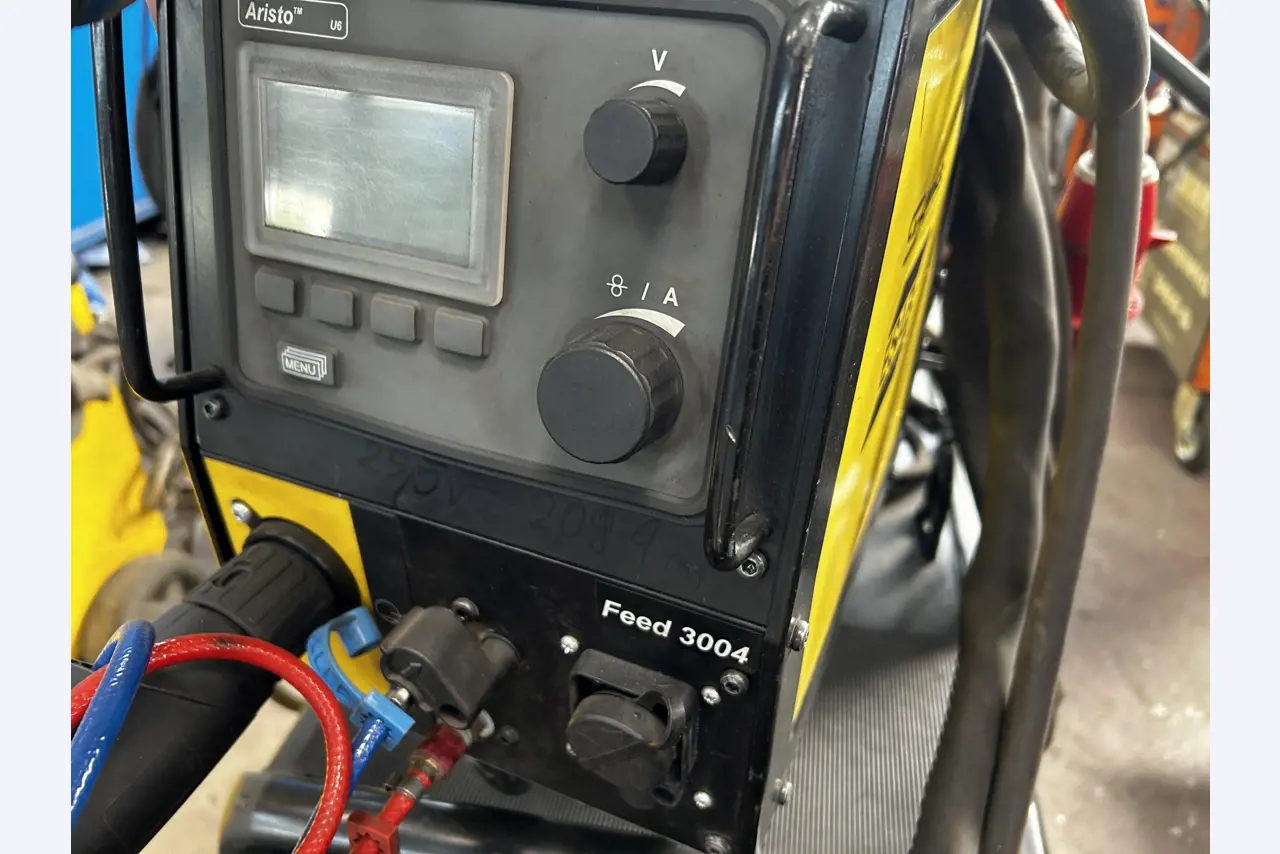 Goed onderhouden werkplaatsapparatuur en machines van het voormalige bedrijf Hülsenbusch Apparatebau-7