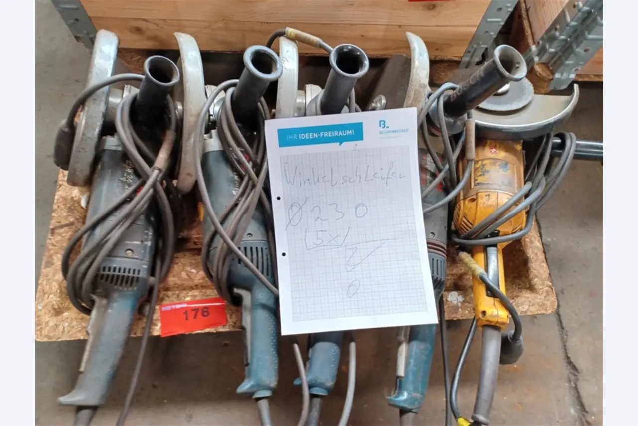 Dobrze utrzymany sprzęt warsztatowy i maszyny dawnej firmy Hülsenbusch Apparatebau-1