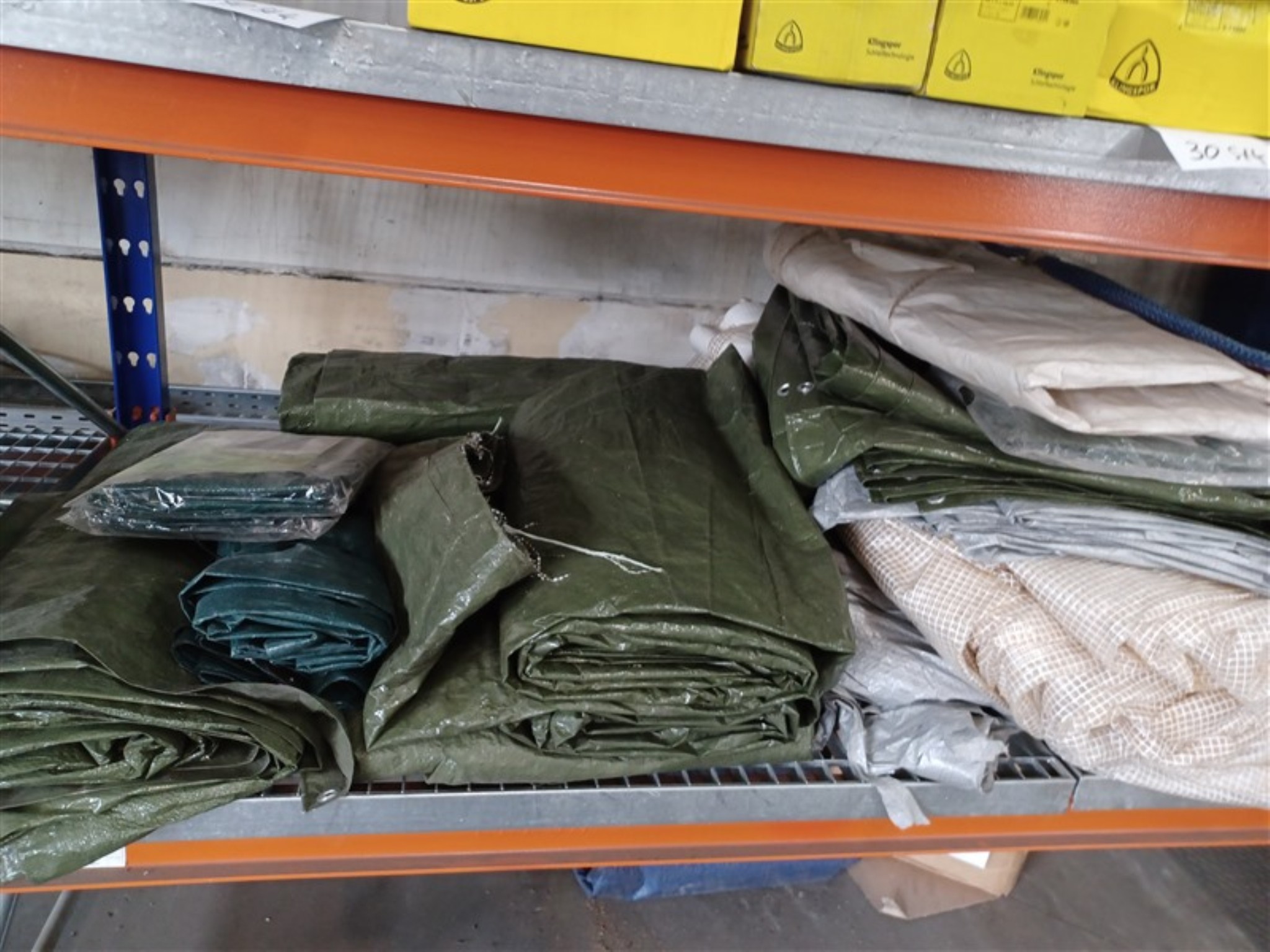 Dobrze utrzymany sprzęt warsztatowy i maszyny dawnej firmy Hülsenbusch Apparatebau-6