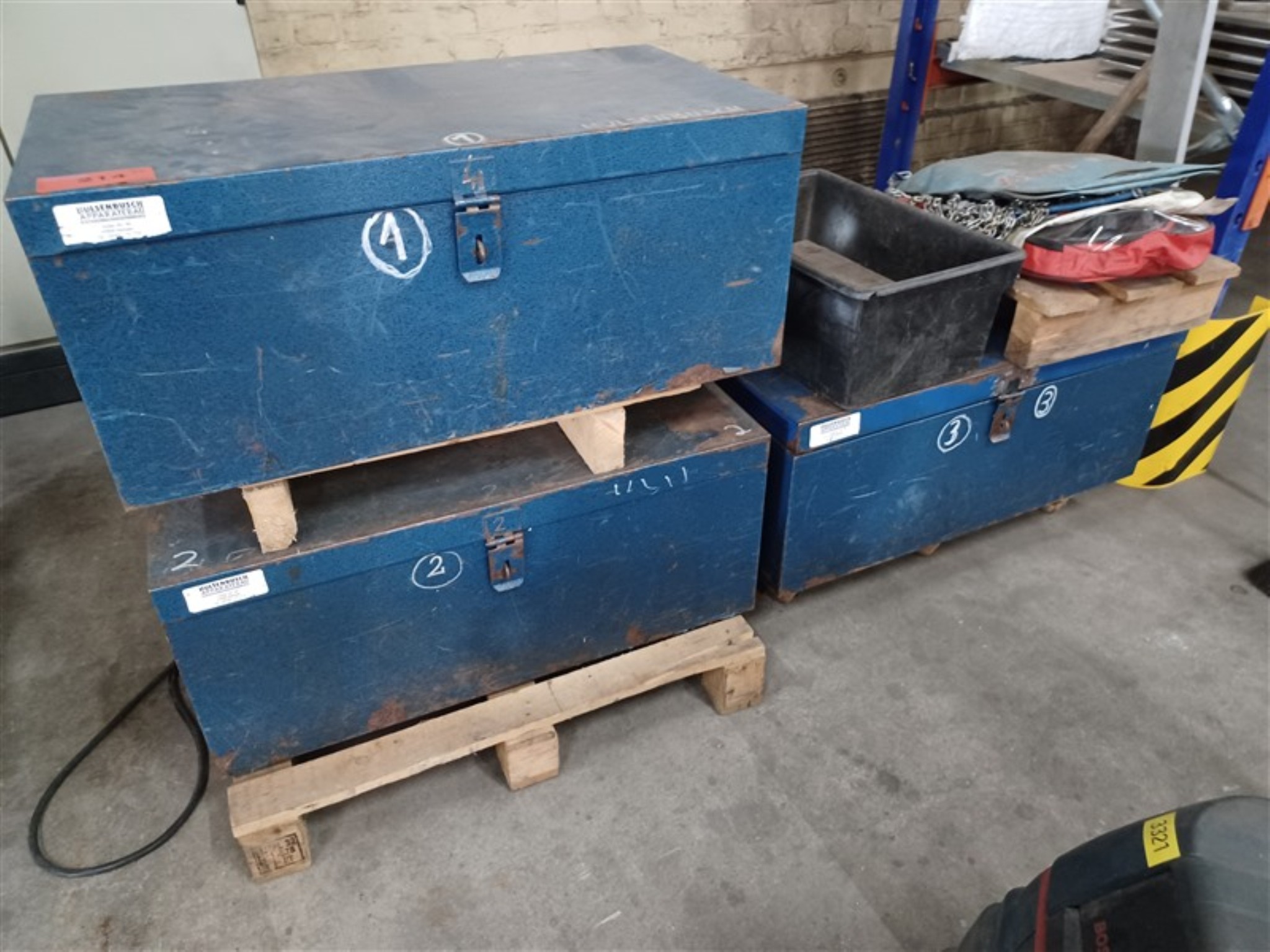 Equipos y máquinas de taller en buen estado de la antigua empresa Hülsenbusch Apparatebau-4
