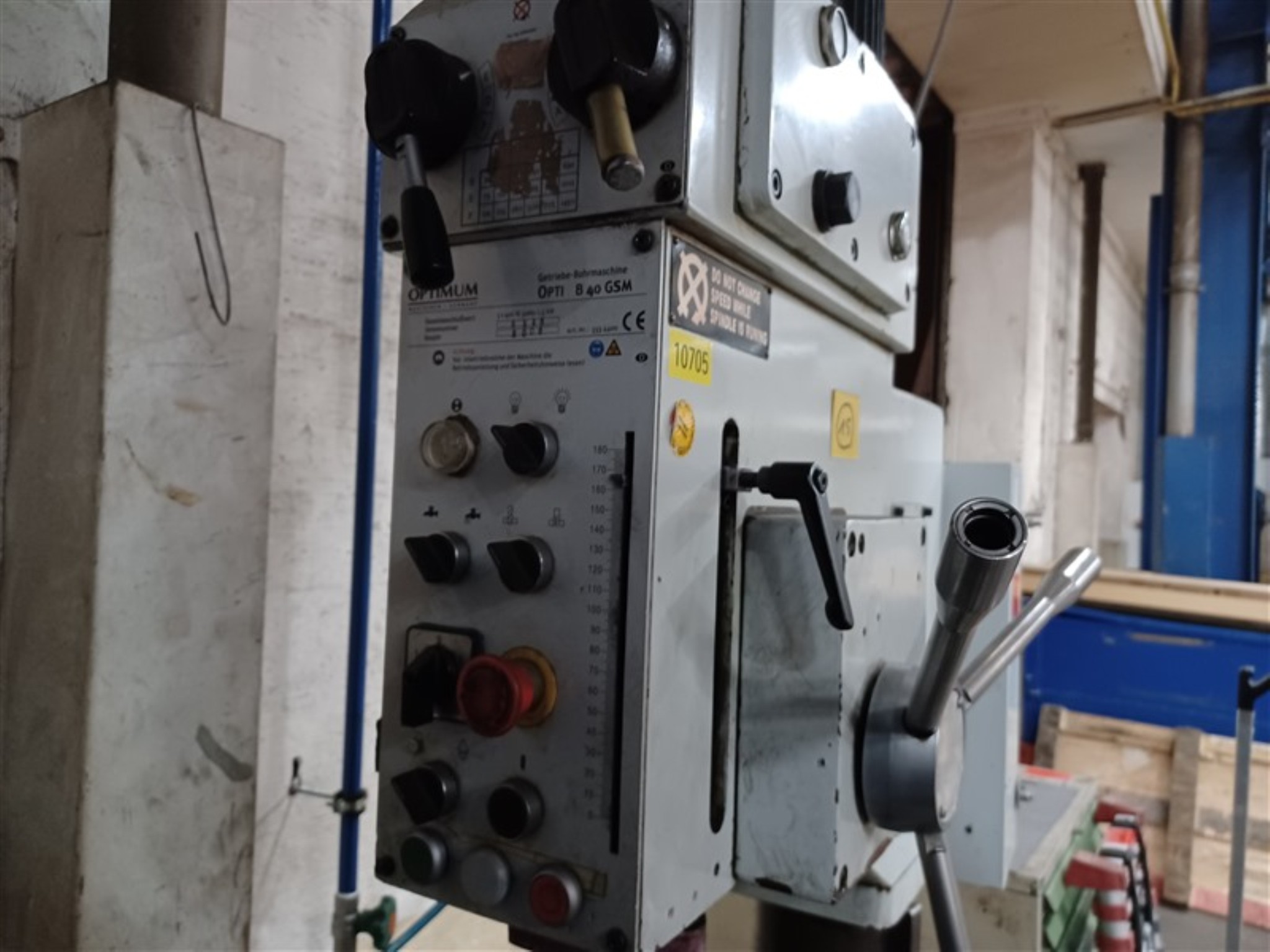 Equipement d'atelier bien entretenu et machines de l'ancienne société Hülsenbusch Apparatebau-2