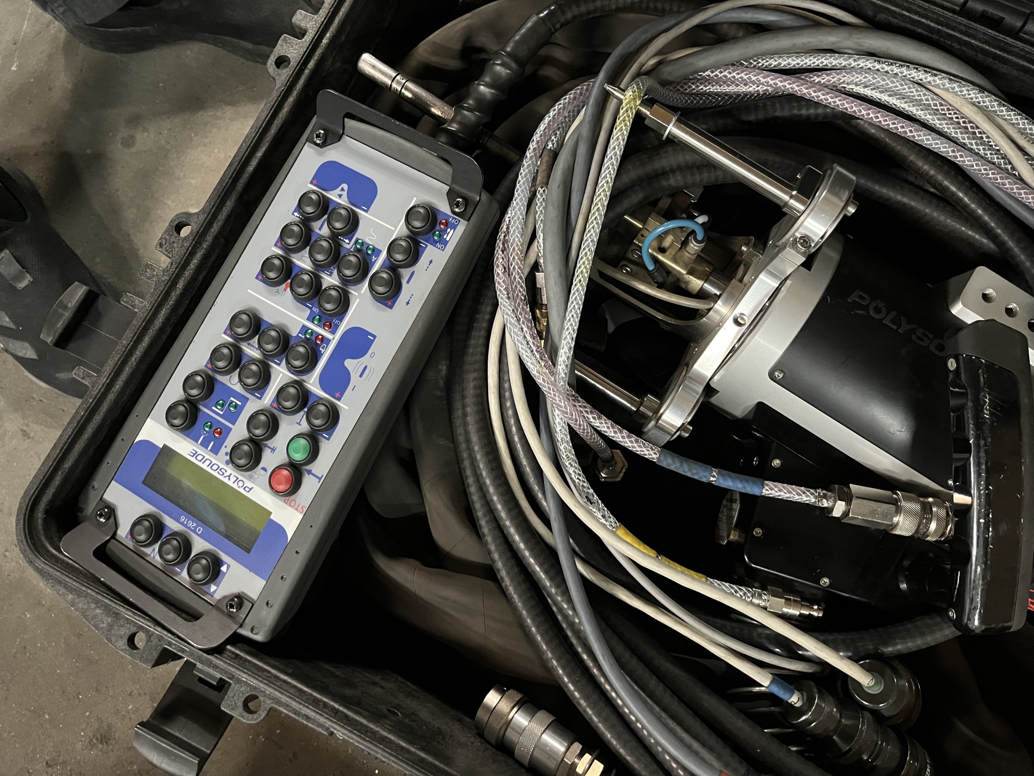 Equipement d'atelier bien entretenu et machines de l'ancienne société Hülsenbusch Apparatebau-16