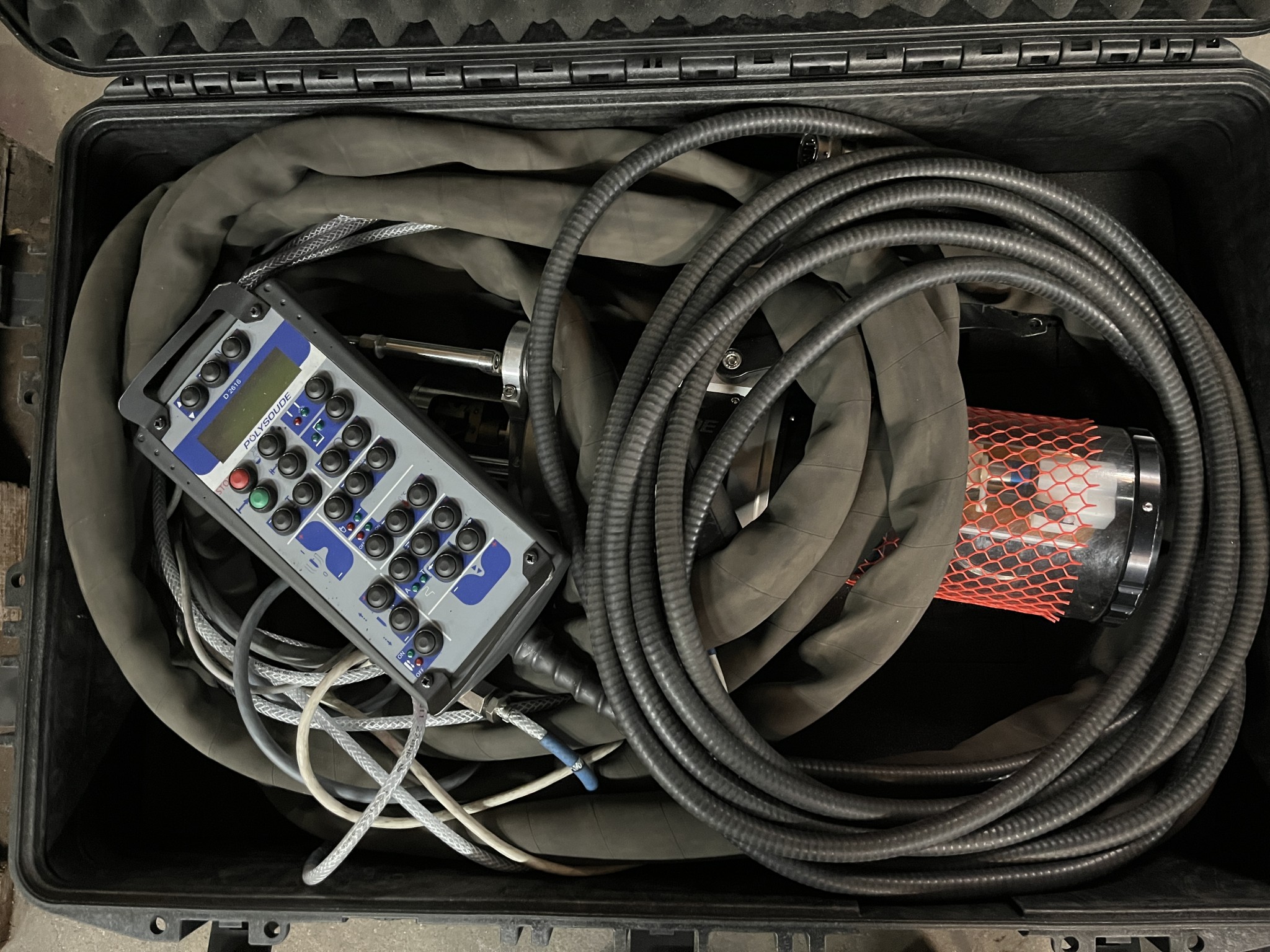 Equipement d'atelier bien entretenu et machines de l'ancienne société Hülsenbusch Apparatebau-31