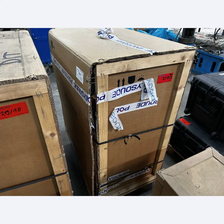 un équipement d'atelier bien entretenu ainsi que des machines de la société Hülsenbusch Apparatebau-1