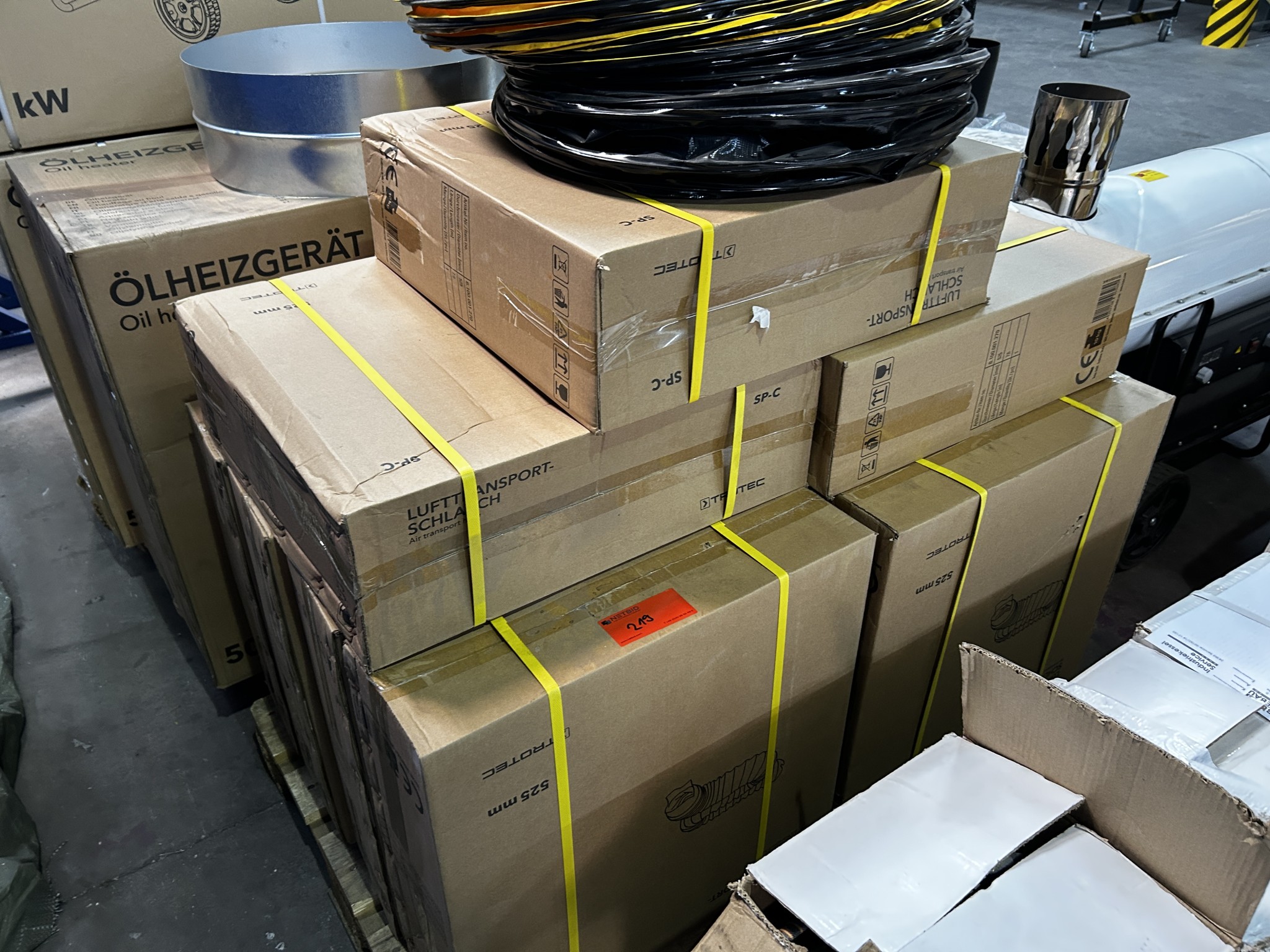 Dobrze utrzymany sprzęt warsztatowy i maszyny dawnej firmy Hülsenbusch Apparatebau-1