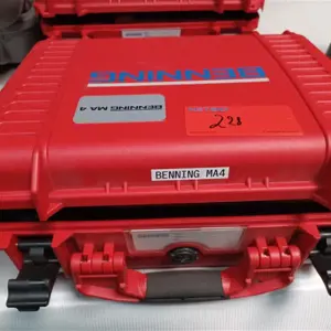 Schlauchreinigungspistole sowie 2 Stück Benning Stromtester  Combi Tube Clean
