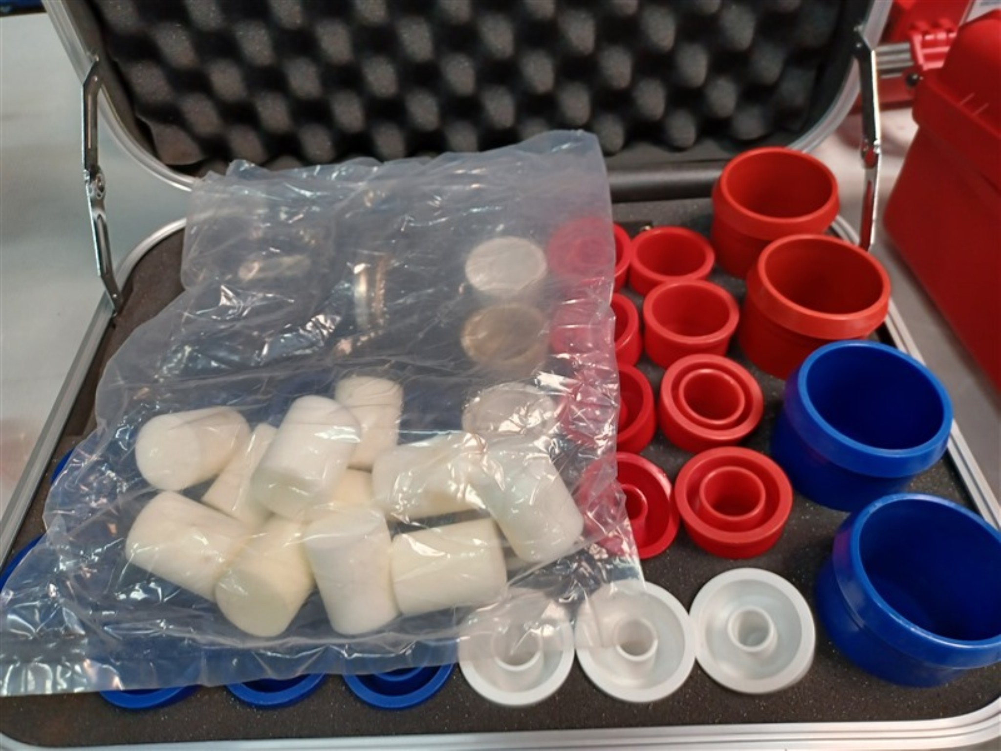 Dobro vzdrževana oprema in stroji iz delavnice nekdanjega podjetja Hülsenbusch Apparatebau-3