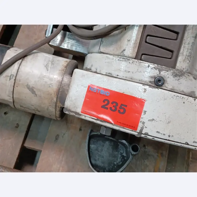 un équipement d'atelier bien entretenu ainsi que des machines de la société Hülsenbusch Apparatebau-3