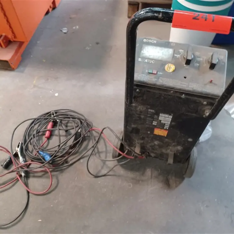 Startergerät sowie Spänekübel, m. Stapleraufnahme Bosch SLC2470C