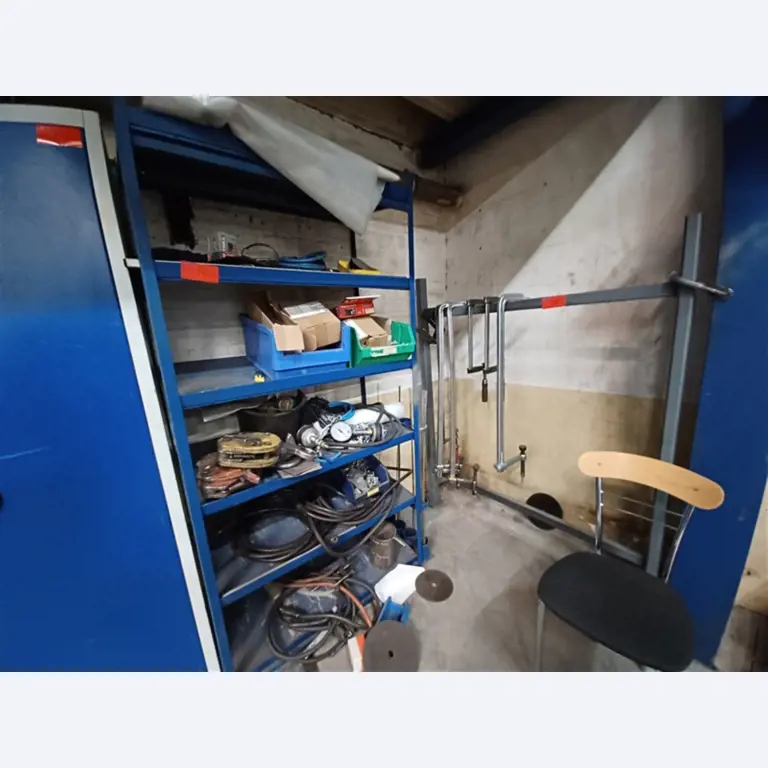 Equipos y máquinas de taller en buen estado de la antigua empresa Hülsenbusch Apparatebau-3