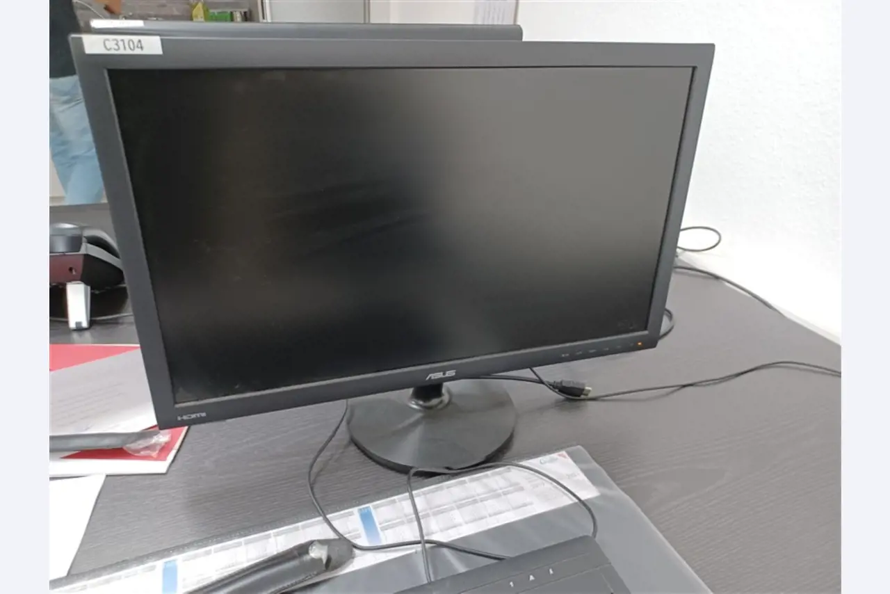 Goed onderhouden werkplaatsuitrusting en machines van Hülsenbusch Apparatebau-3