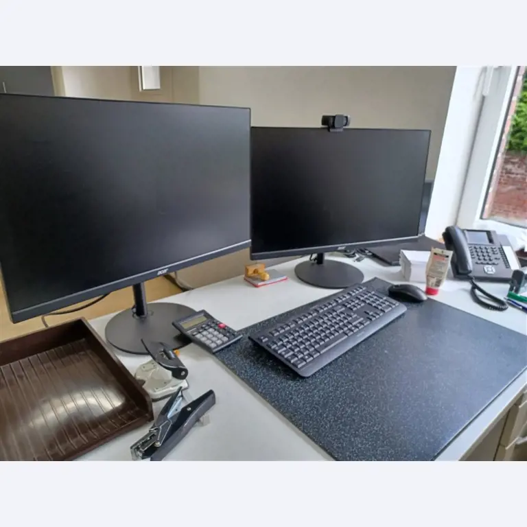 Goed onderhouden werkplaatsuitrusting en machines van Hülsenbusch Apparatebau-7