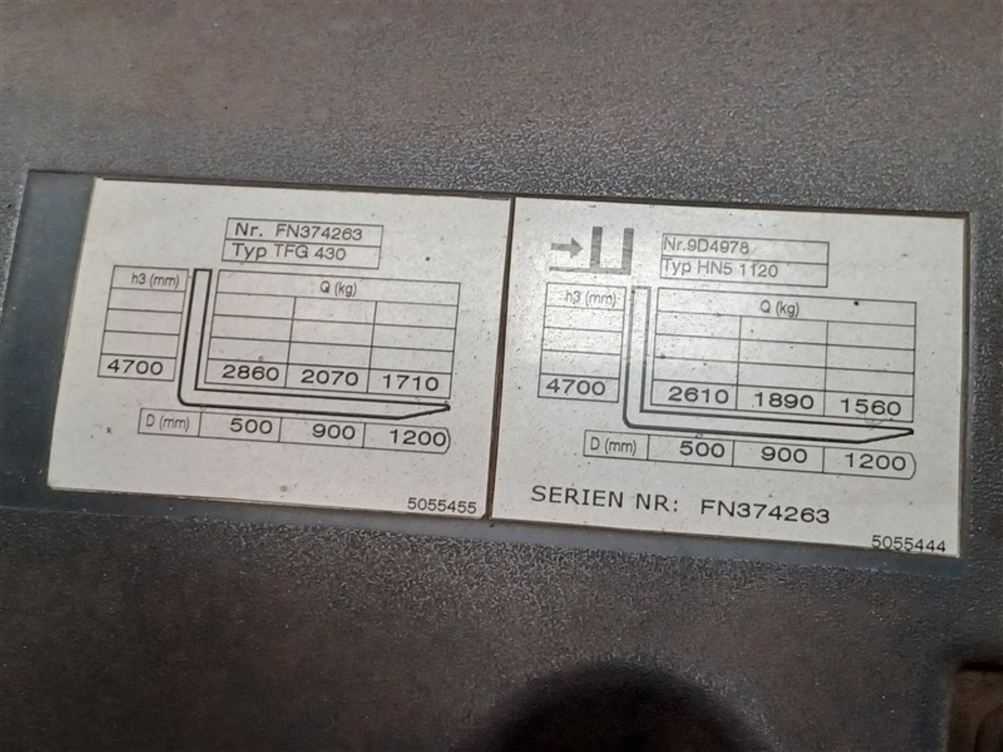 Dobrze utrzymany sprzęt warsztatowy i maszyny dawnej firmy Hülsenbusch Apparatebau-13