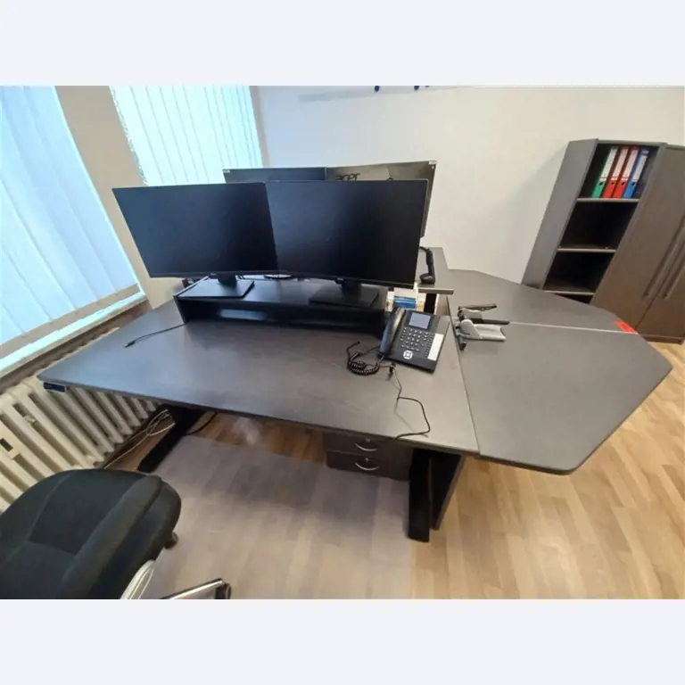 Gepflegte Werkstattausstattung sowie Maschinen der ehem. Firma Hülsenbusch Apparatebau-3