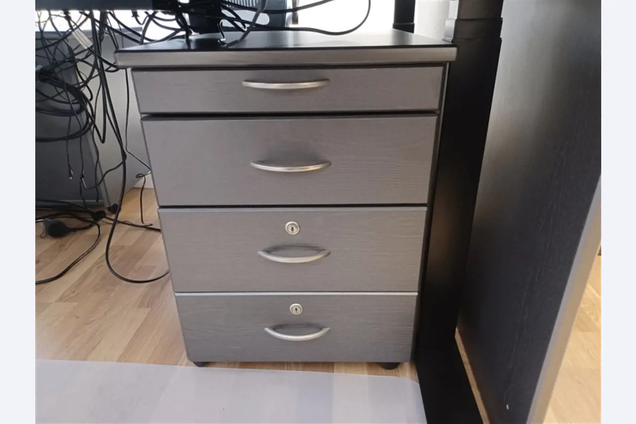 Gepflegte Werkstattausstattung sowie Maschinen der ehem. Firma Hülsenbusch Apparatebau-9