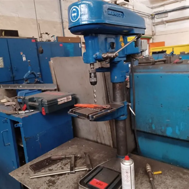 Tischbohrmaschine + Zubehör Flott