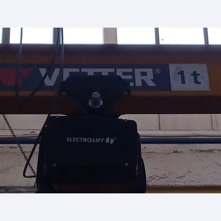 Dobrze utrzymany sprzęt warsztatowy i maszyny dawnej firmy Hülsenbusch Apparatebau-7