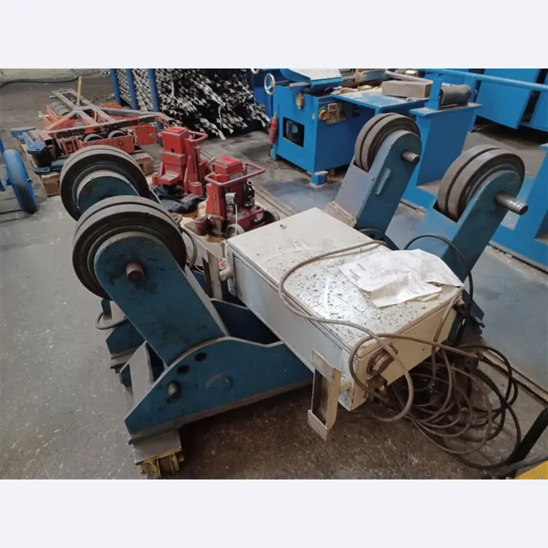 Dobrze utrzymany sprzęt warsztatowy i maszyny dawnej firmy Hülsenbusch Apparatebau-1