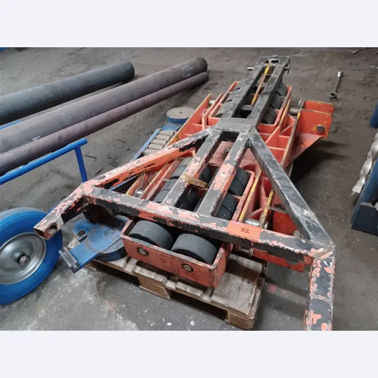 Dobrze utrzymany sprzęt warsztatowy i maszyny dawnej firmy Hülsenbusch Apparatebau-3